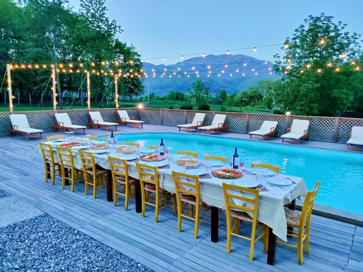 Agriturismo Borgo Biaia Camporgiano エクステリア 写真