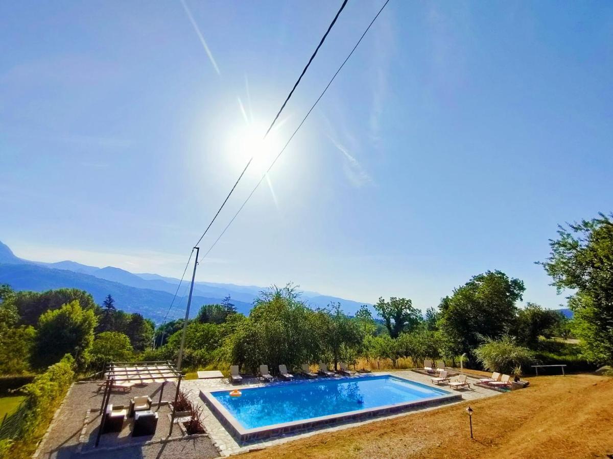 Agriturismo Borgo Biaia Camporgiano エクステリア 写真