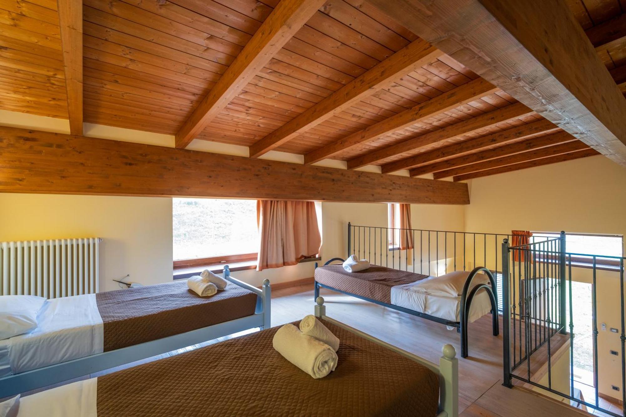 Agriturismo Borgo Biaia Camporgiano エクステリア 写真