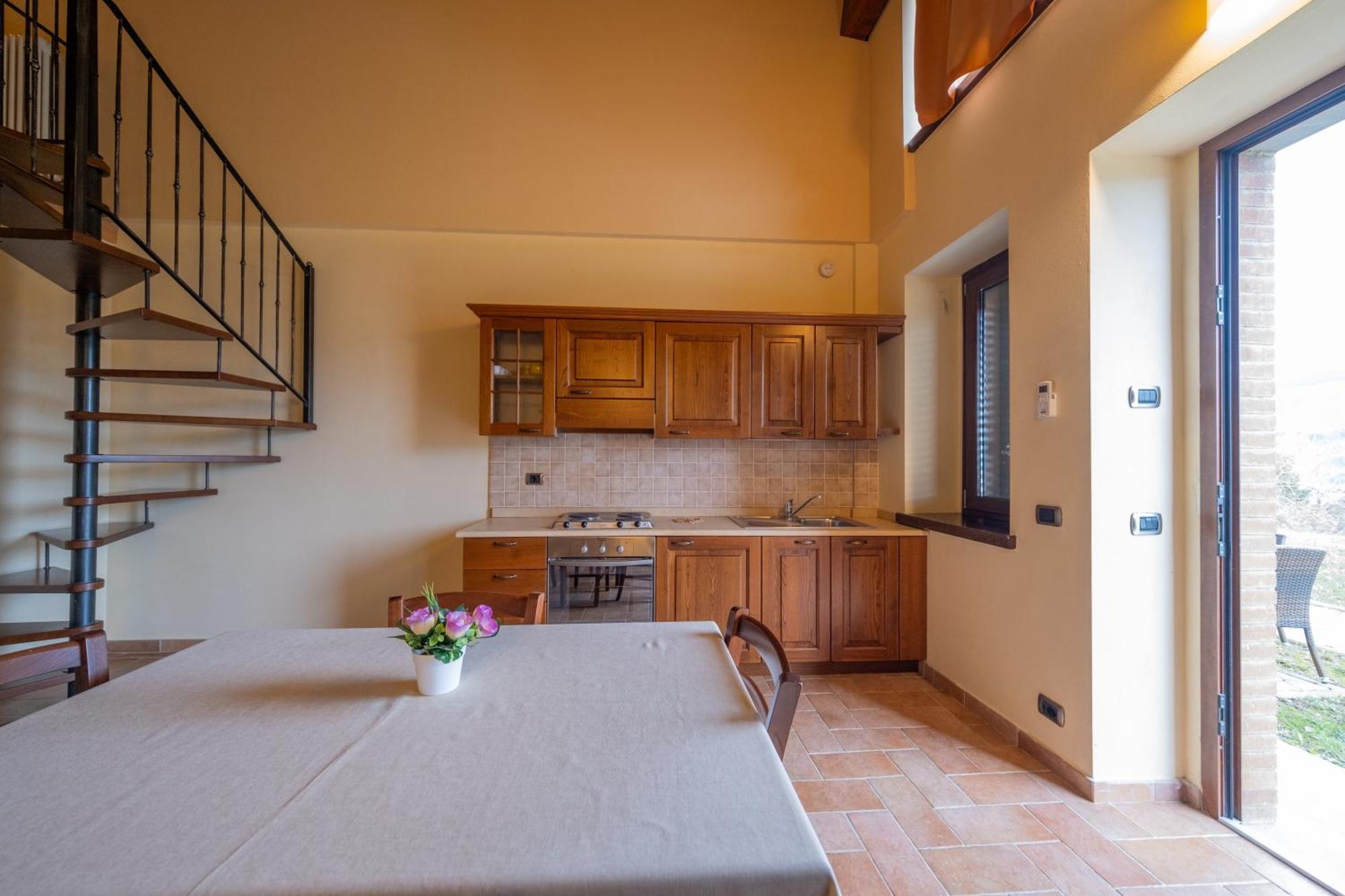 Agriturismo Borgo Biaia Camporgiano エクステリア 写真