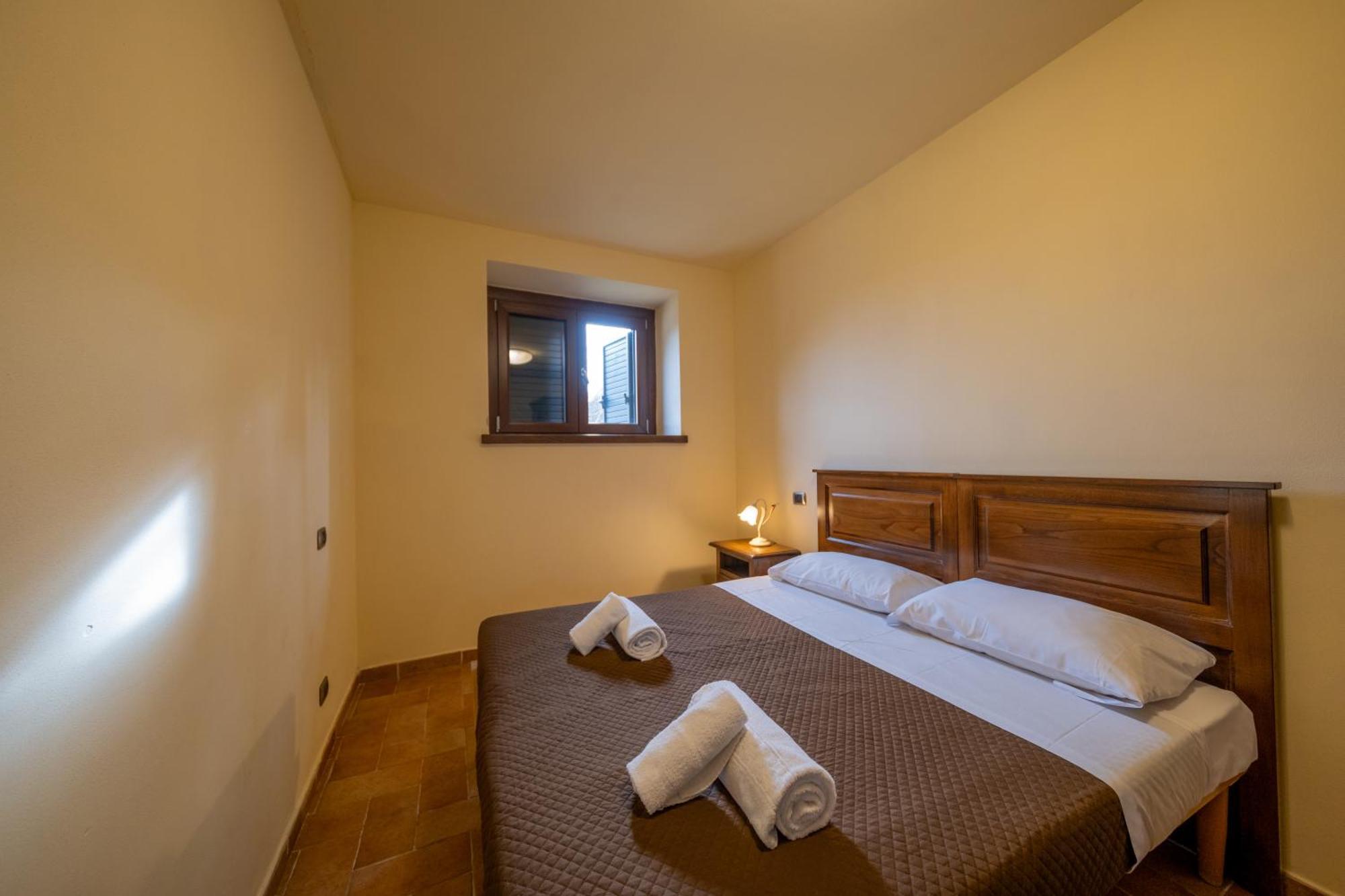 Agriturismo Borgo Biaia Camporgiano エクステリア 写真