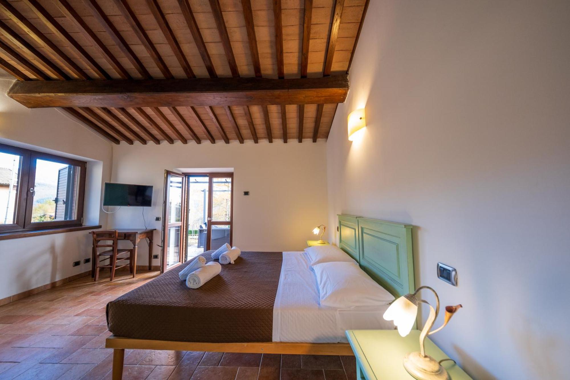 Agriturismo Borgo Biaia Camporgiano エクステリア 写真