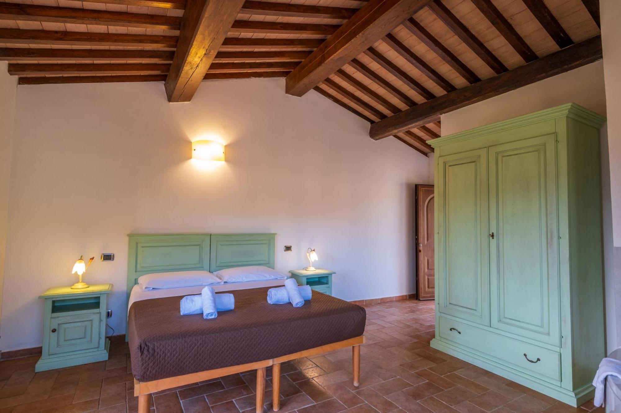 Agriturismo Borgo Biaia Camporgiano エクステリア 写真