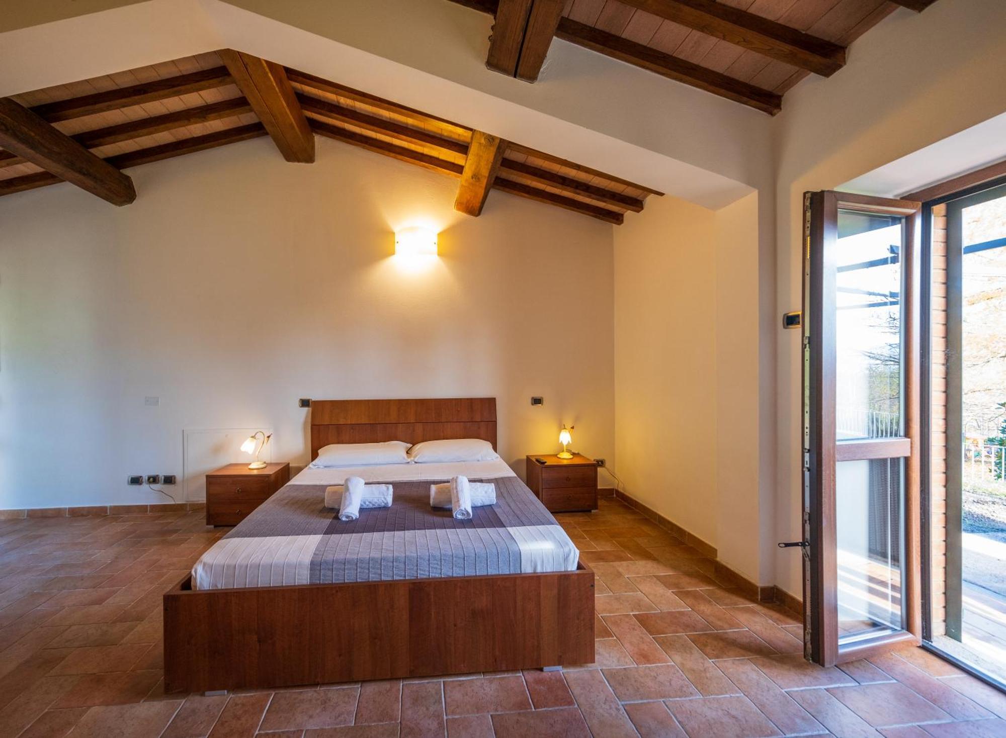 Agriturismo Borgo Biaia Camporgiano エクステリア 写真